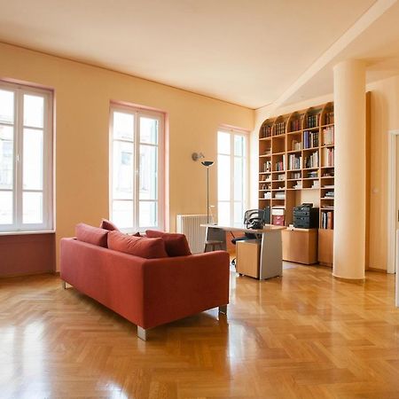 Ferienwohnung House At The Foothills Of Acropolis Athen Exterior foto